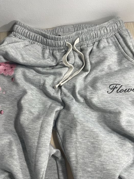 joggers y2k cu modele
