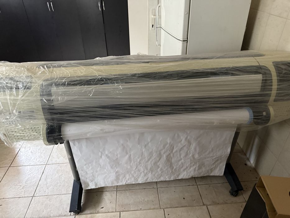 HP DesignJet T1100  plotter profesional