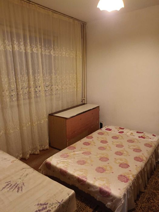 Дава се под наем Тристаен апартамент в Петрич - 70 кв.м за 153 € - Снимка #2