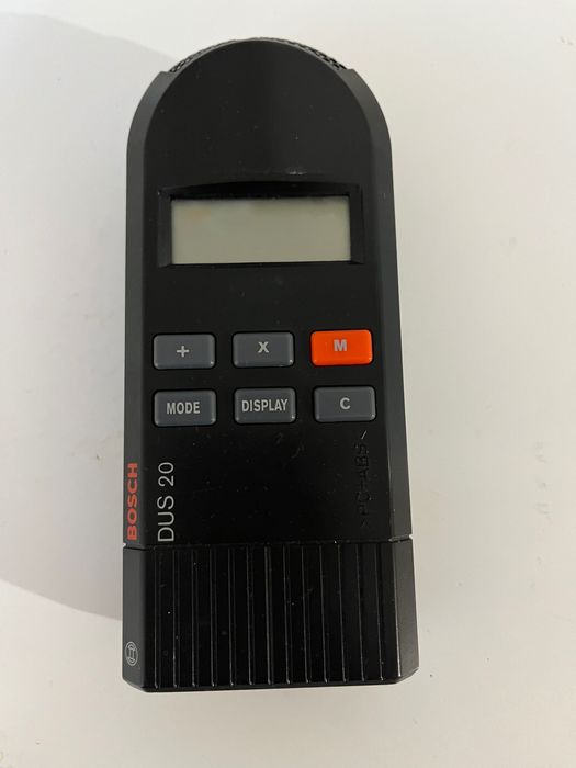 Продам лазерный дальномер BOSCH DUS 20
