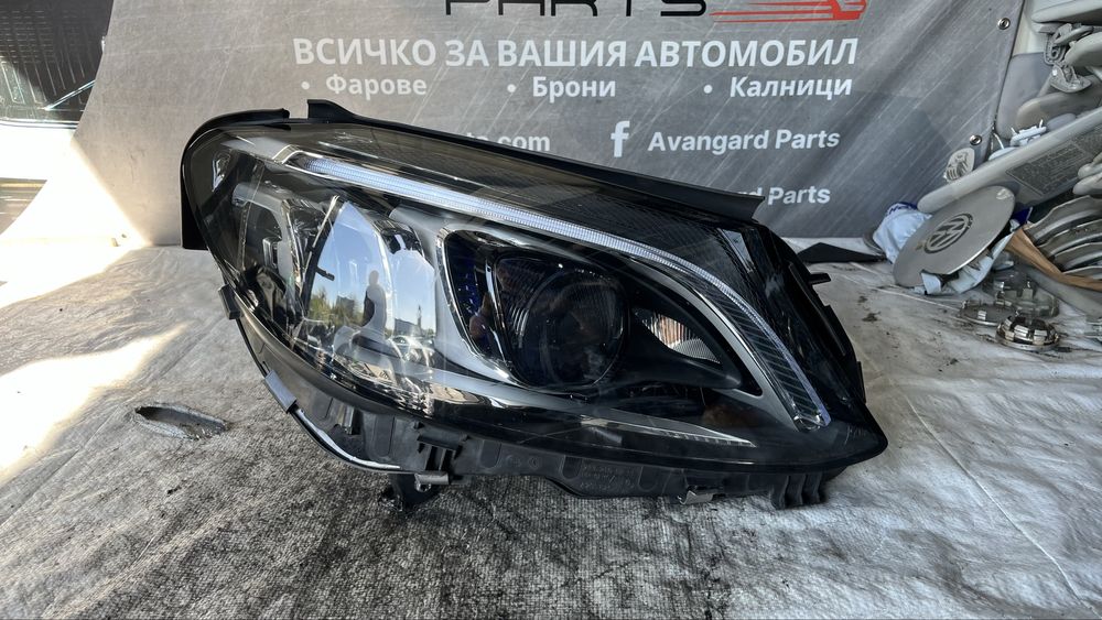 Mercedes C205 Lift десен фар