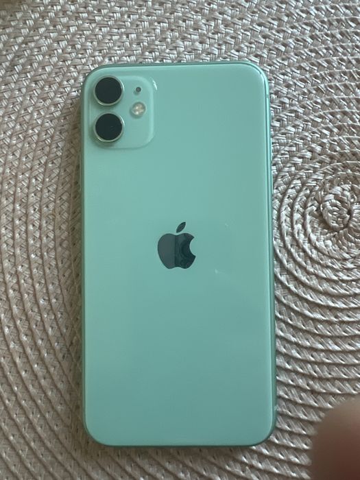 Iphone 11 de 128 baterie 85%