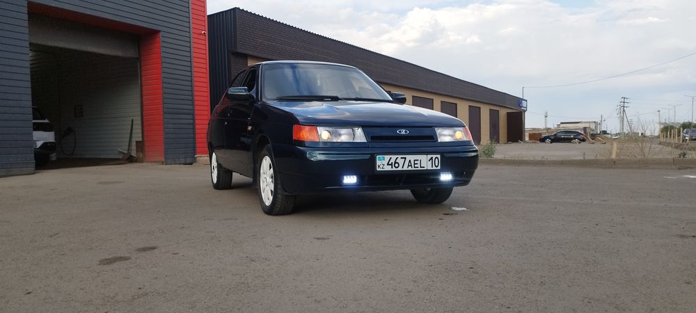 Продам машину ваз 2112