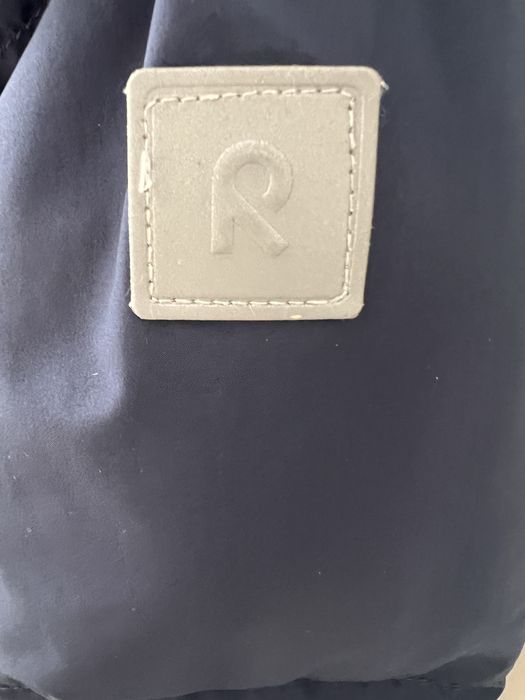 Продам пуховик reima