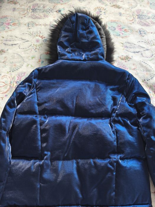 Зимно яке с гъши пух и качулка с естествен косъм