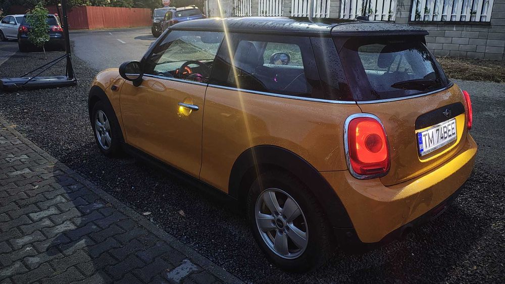 MINI One 1.2 Turbo 102 CP | Euro 6 | *Pepper* Climatronic| Incalzire in scaune | 119.800 km