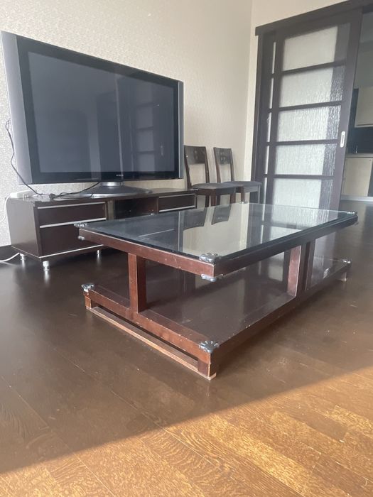 журнальный столик