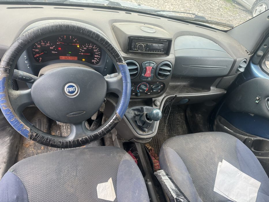 Фиат добло 1.9 jtd само на части