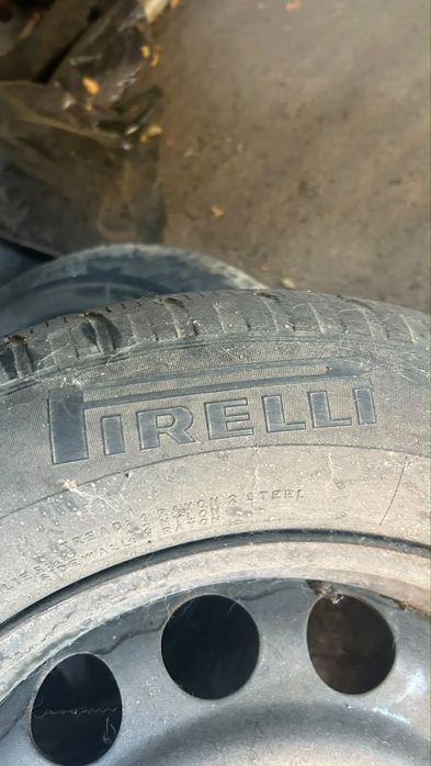 Шины PIRELLI R16 225/60