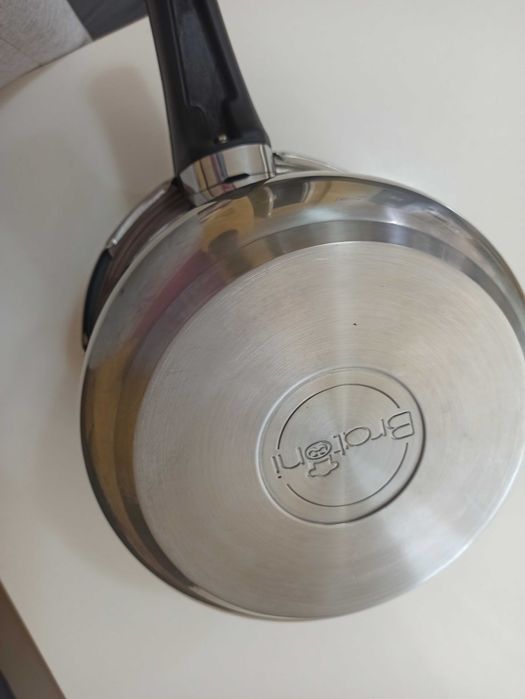 Тенджера под налягане