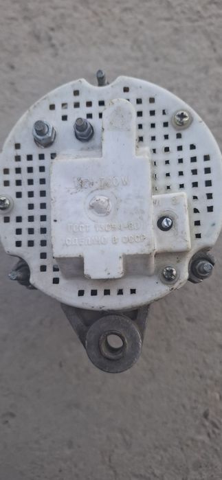 Динамлар сотилади, Трактор Т 28, Трактор Т-80 га тушадиган, динамлар.