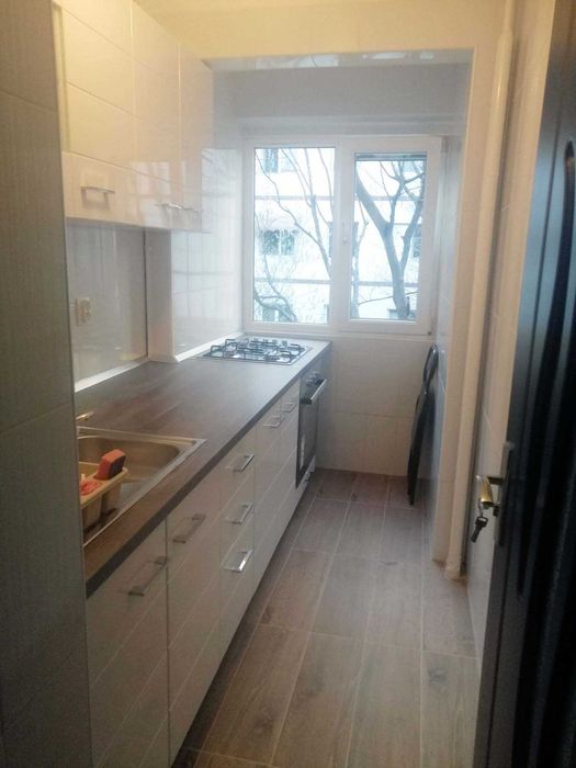 PROPRIETAR – 2 cam. Proaspăt RENOVAT, Mobilier NOU – Aleea Lamotești