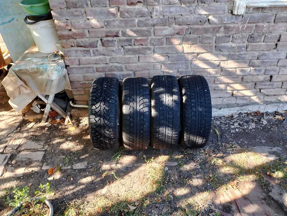 Продаю зимние колеса Volvo