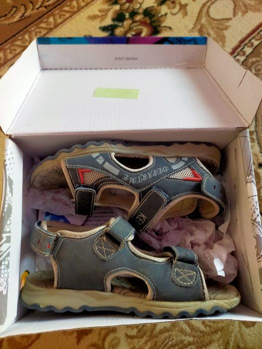 Фирменная обувь на мальчика