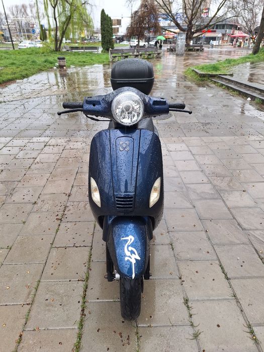 Продава се скутер BTC 50  кубика - нов внос