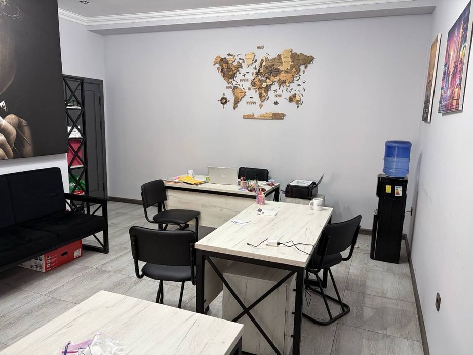 Офис в Центре Города, Двухкомнатный, 40м2