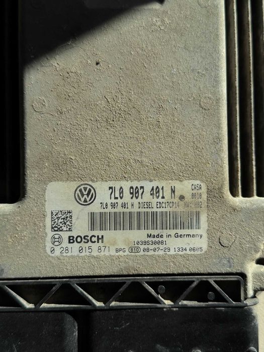 Calculator motor VW Touareg 3.0TDI 7L0907401N 0281015871 EDC17CP14