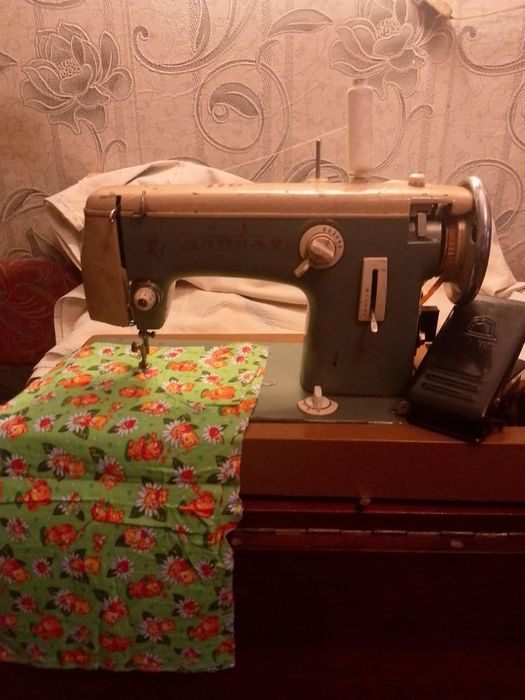 Продам швейные машинки