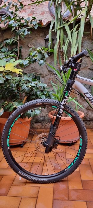 Bicicleta MTB Cannondale F29 Lefty
