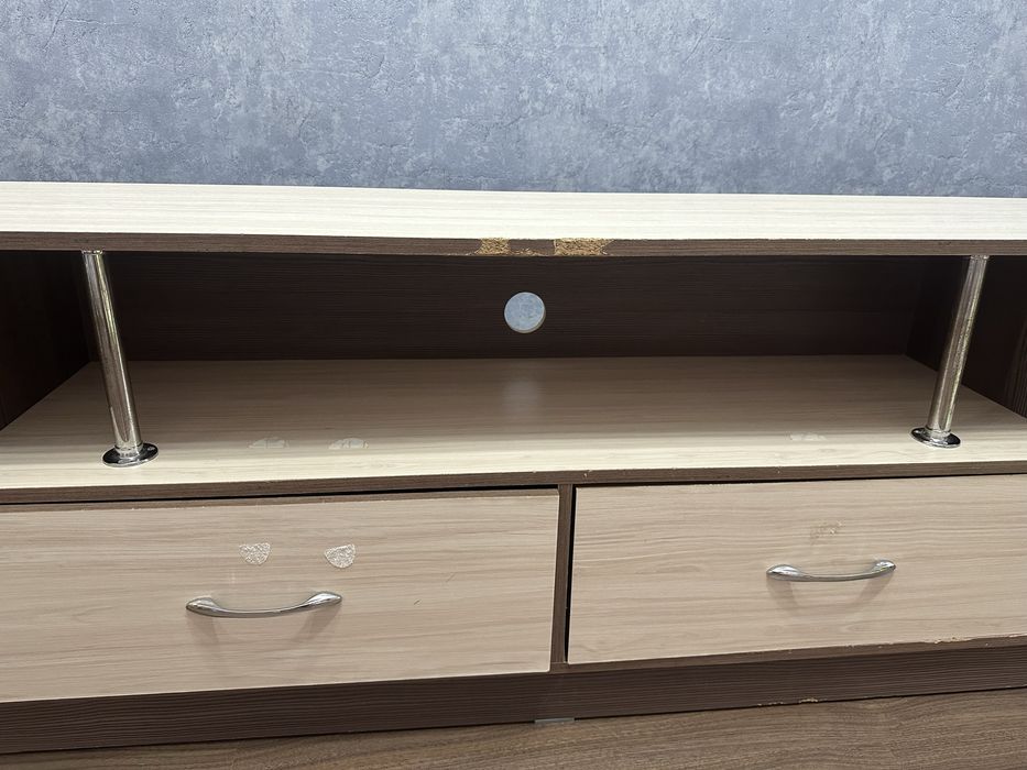 Тумба под телевизор.