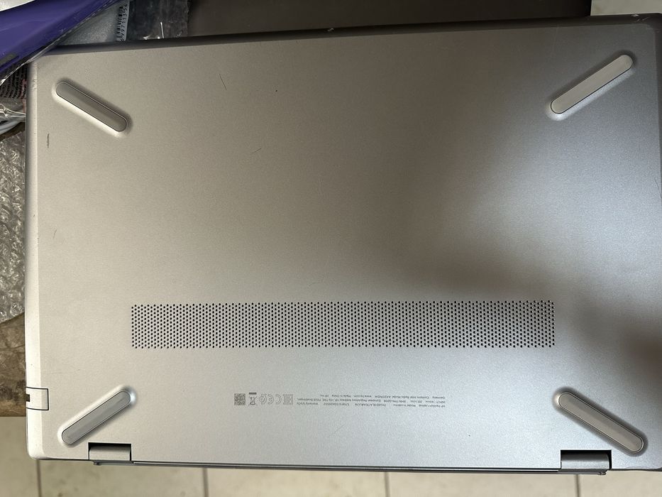 Hp I5- 1035g4 cu 8 gb ram ssd