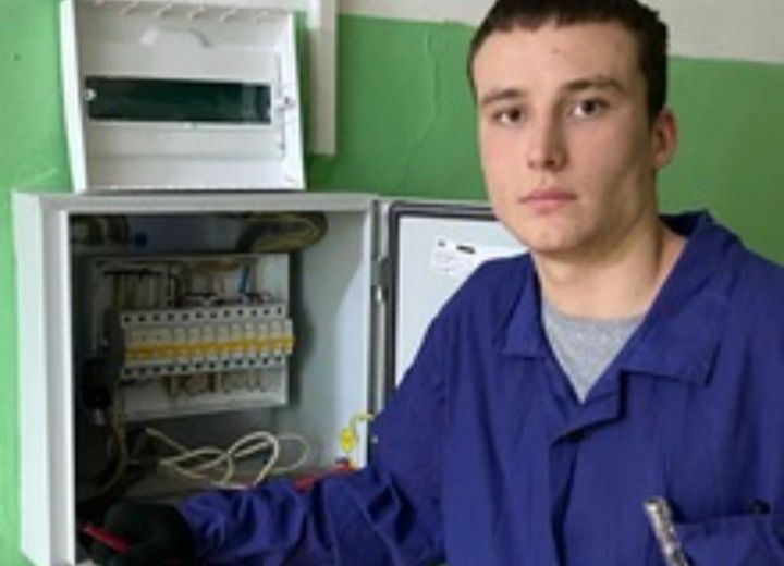 Оперативной выезд услуги электрика по Ташкенту 24/7 Радик.