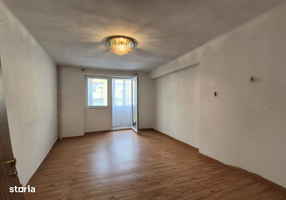 Apartament Zona Praporgescu Malul Muresului etaj 1, decomandat