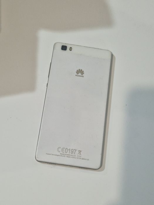 Telefon pentru piese sau colecție.  Huawei
