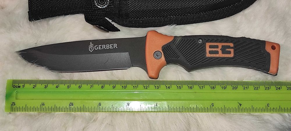 Cuțit Gerber Bear Grylls nou,  vânătoare, drumeții și camping.