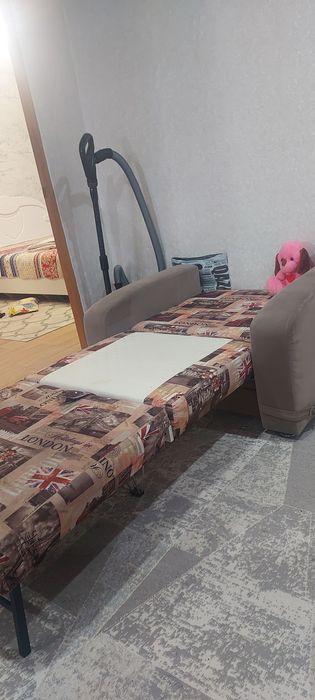 Детский кресло и как кровать