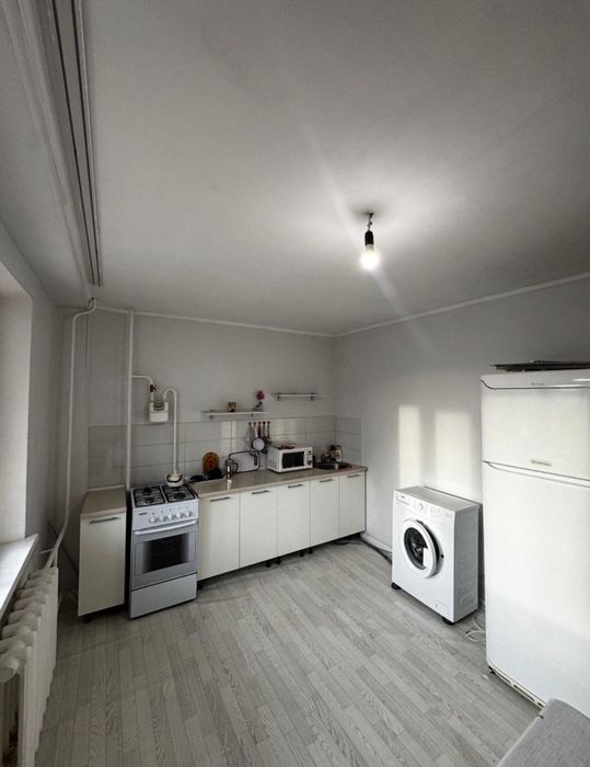 Продам 1 ком кв 2008 кирп..