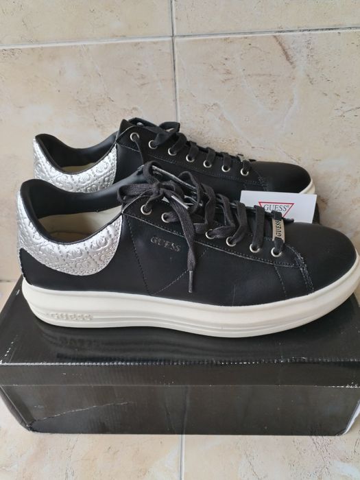 Guess Vibo - страхотни мъжки Сникърси КАТО НОВИ 45