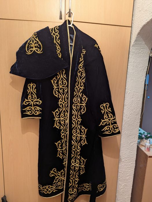 Национальный халат