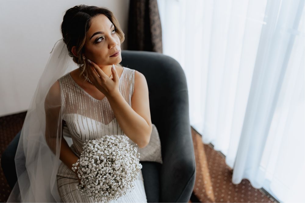 Rochie de mireasa tip sirena cu trena detasabila