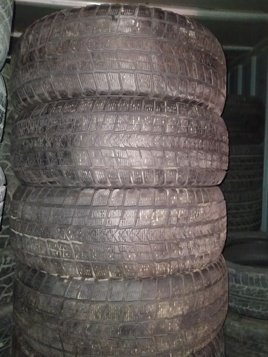 Комплект резины зимние 265/65/17