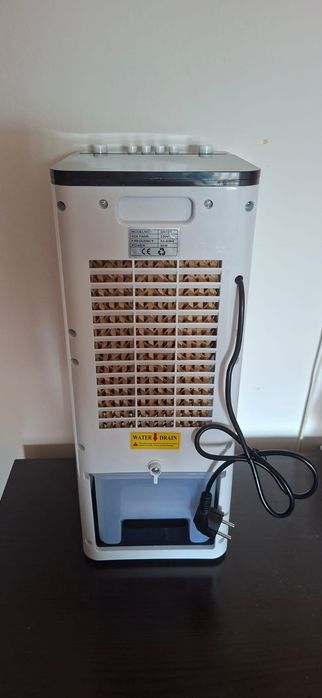 Vand ventilator .