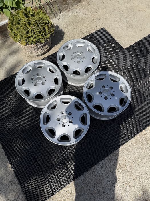 Jante RETRO, originale Mercedes W124 R15, in stare buna. W201 W126 W202