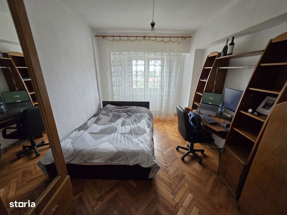 Apartament 3 camere, 2 bai, centrala proprie, Complexul Studentesc