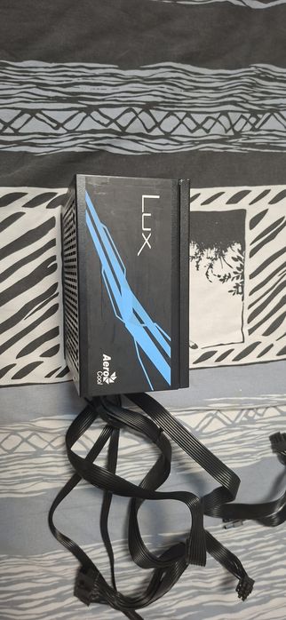 Захранване за компютър 750w
