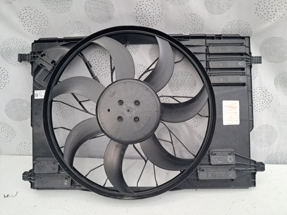 Вентилатора Mercedes W247 ,B klassa