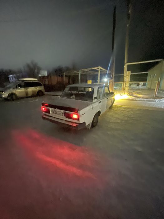 Продам ваз 2107 в хорошем состаяний