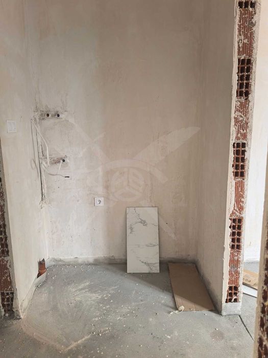 Продава се Тристаен апартамент в Пловдив, Тракия - 96 кв.м за 1532 €/кв.м - Снимка #2