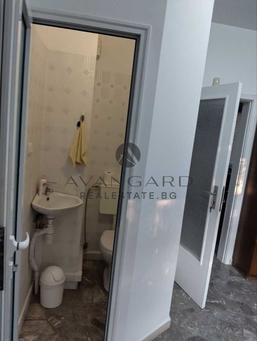 Продава се Двустаен апартамент в Пловдив, Тракия - 78 кв.м за 1727 €/кв.м - Снимка #5