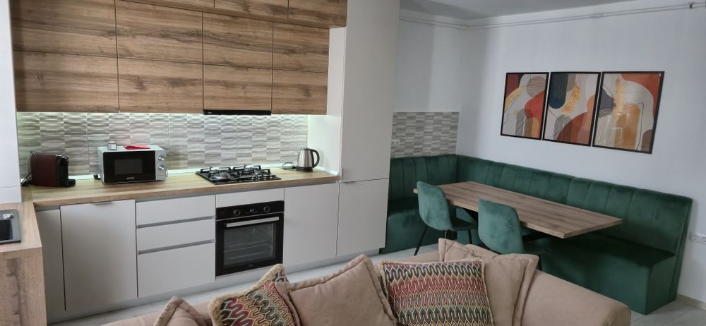 Închiriez apartamente in regim hotelier