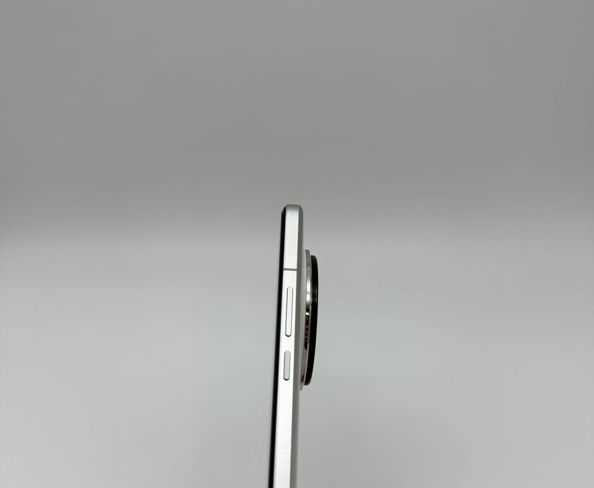 Xiaomi 14 Ultra 512Gb White / Гаранция / Перфектен