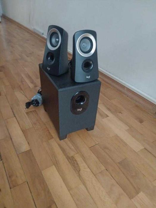 Logitech Z313 speakers