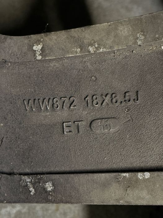 Комплект резины с дисками