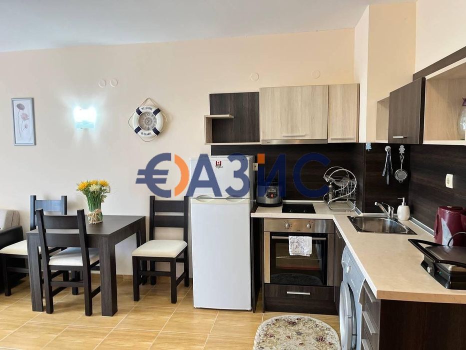 Продава се Двустаен апартамент в Свети Влас - 64 кв.м за 988 €/кв.м - Снимка #3