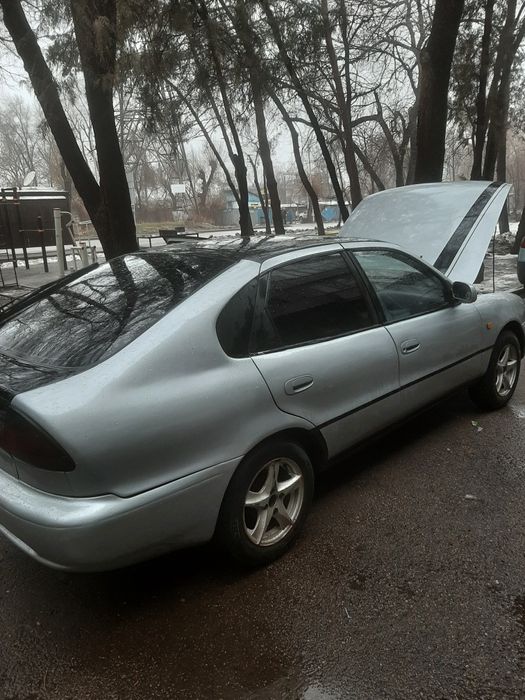 Тоета карола 1993