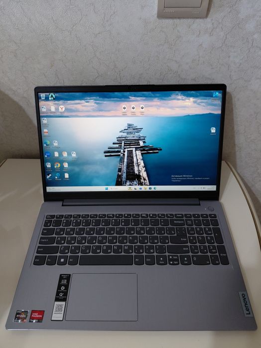 Ноутбук Lenovo..